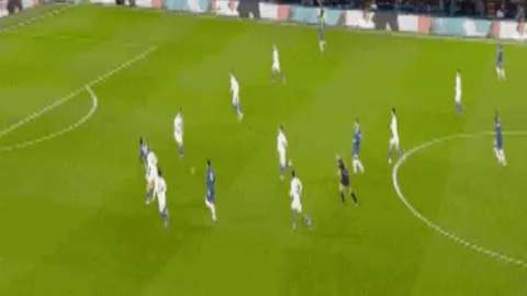 骆建佑次轮对决伍家朗，英羽赛再燃战火